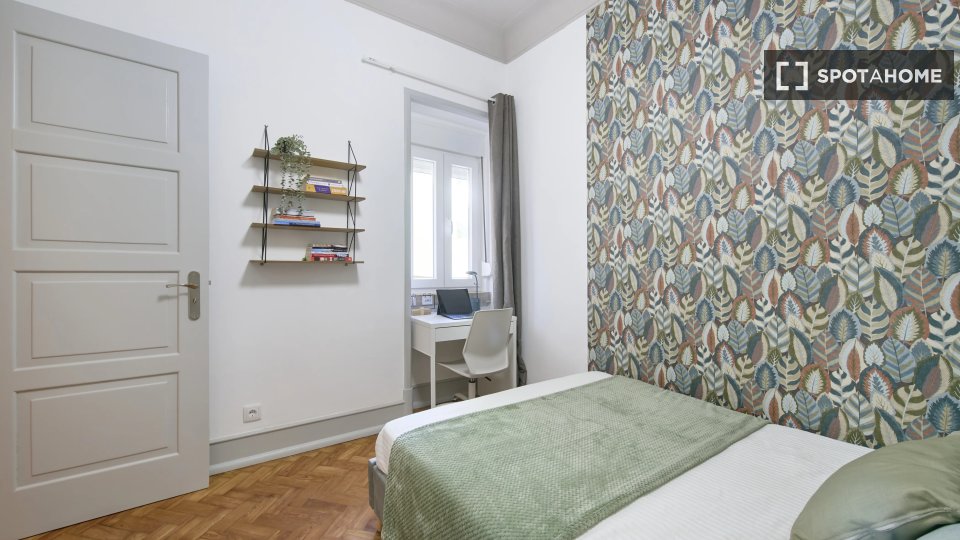 Double room Lisbon, 7 beds — photo 1