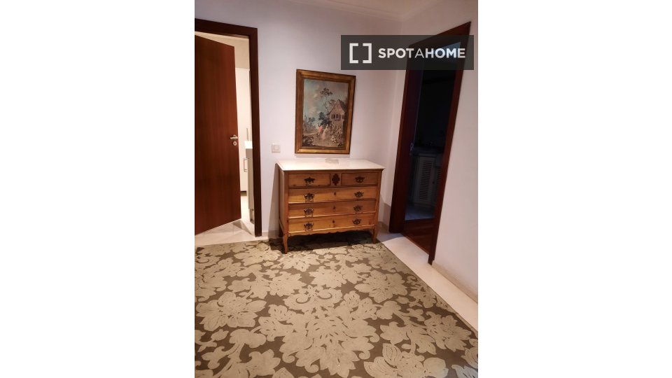 Apartment Lisbon, 1 bed — photo 4