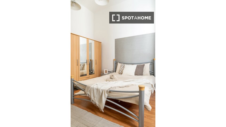 Double room Budapest, 3 beds, 80m² — photo 1