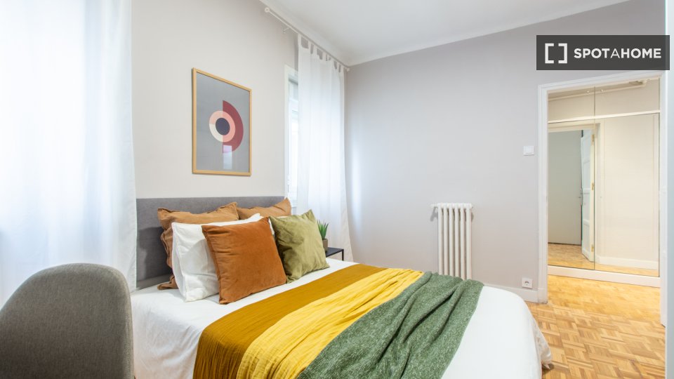 Double room Madrid, 7 beds — photo 7
