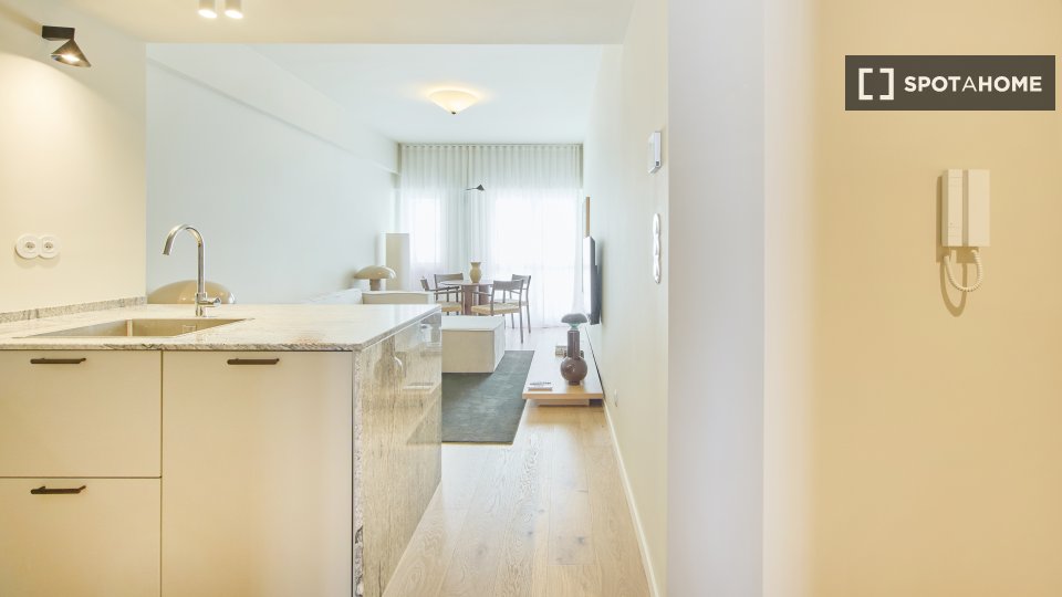 Apartment Lisbon, 1 bed — photo 7