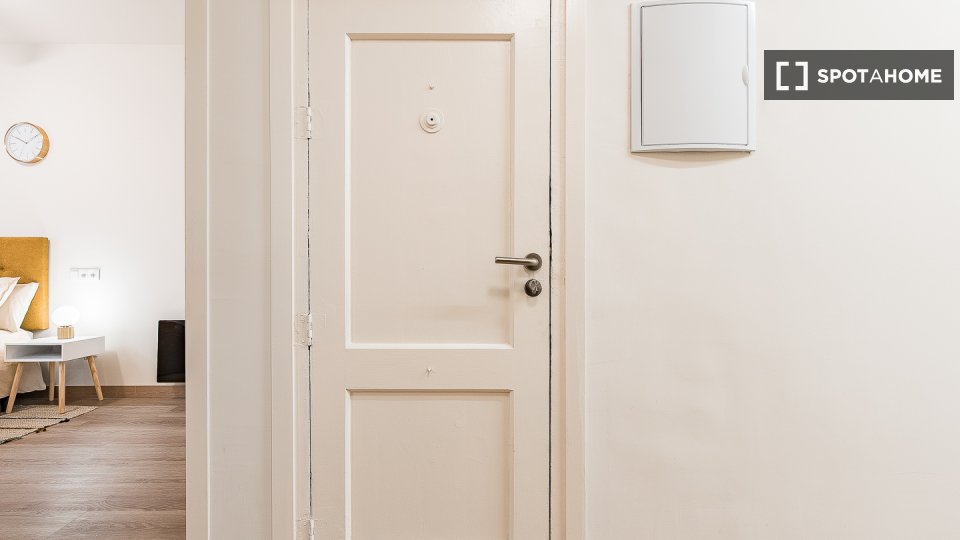 Double room Barcelona, 6 beds, 120m² — photo 96