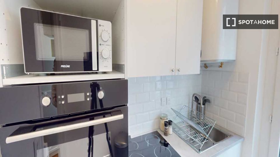 Double room Paris, 5 beds, 50m² — photo 3