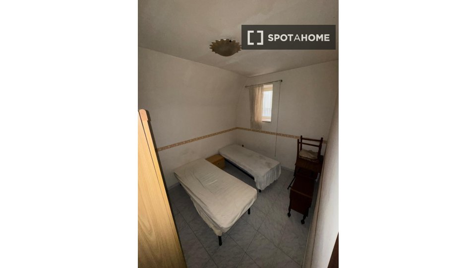 Double room Naples, 2 beds — photo 4