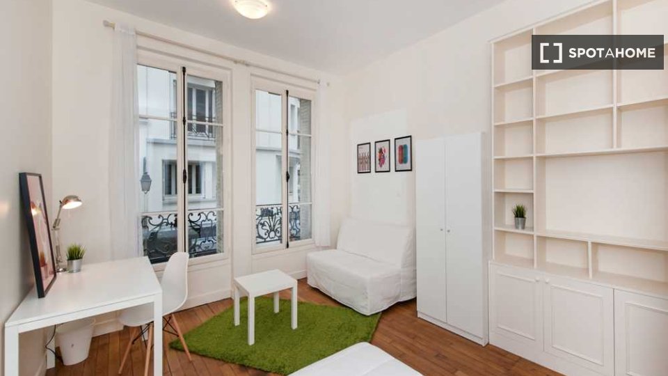 Double room Paris, 4 beds, 80m² — photo 19
