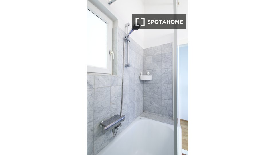 Apartment Vienna, 1 bed, 51m² — photo 1