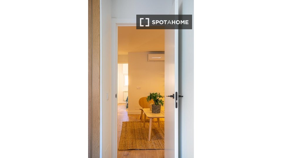 Habitación doble Madrid, 4 habitaciones — foto 8