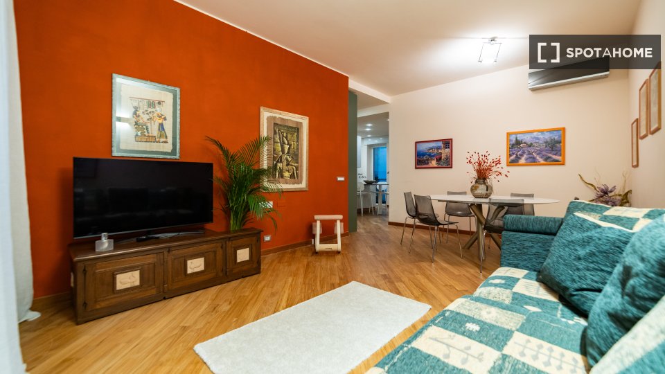 Whole 2 bedrooms apartment in Milano (ref 1083822) Spotahome