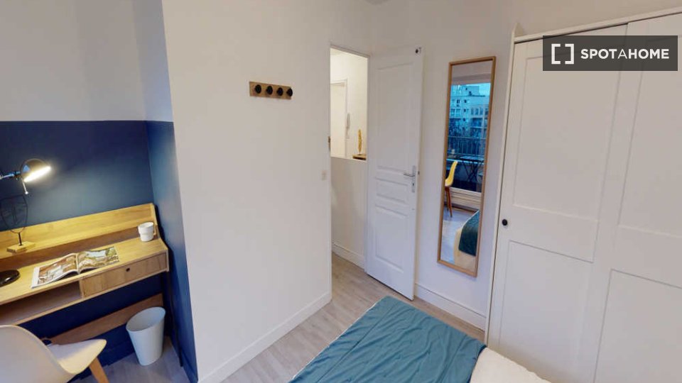 Double room Paris, 4 beds, 90m² — photo 2