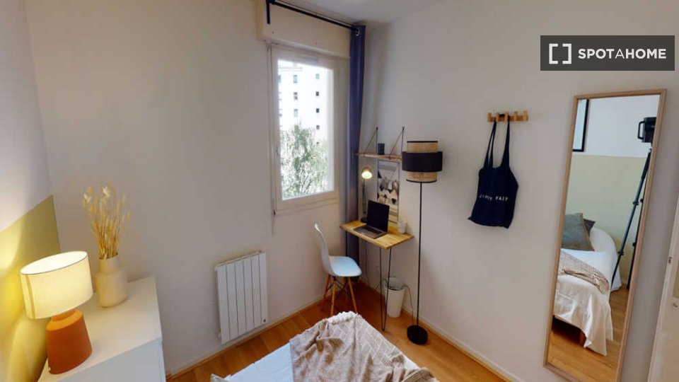 Double room Lyon, 5 beds, 90m² — photo 5