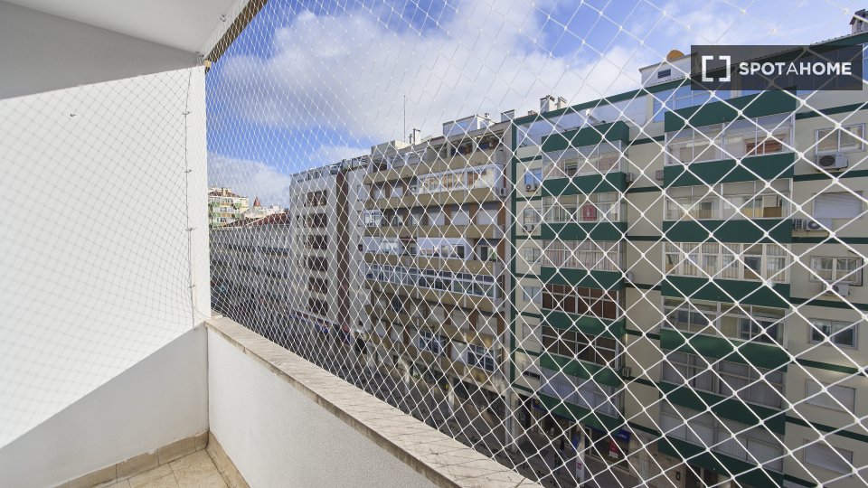 Double room Lisbon, 7 beds — photo 8