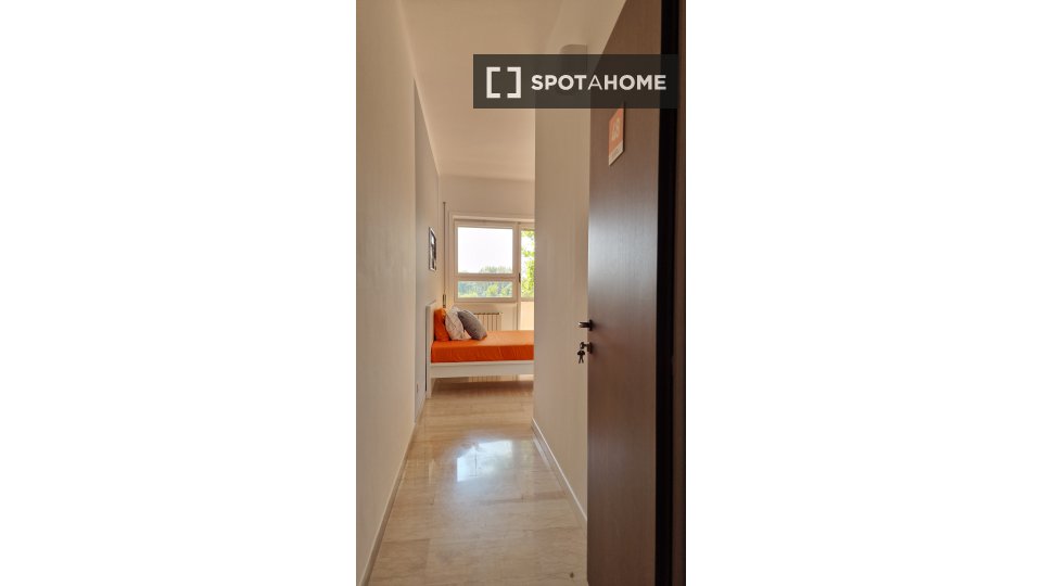 Double room Rome, 5 beds — photo 42