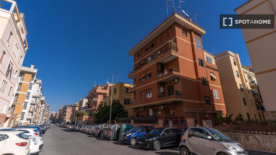 Apartment Rome, 2 beds, 80m² — photo 19