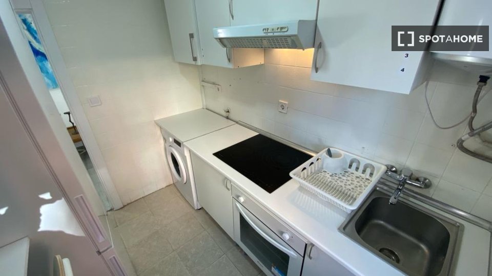 Double room Madrid, 4 beds — photo 3