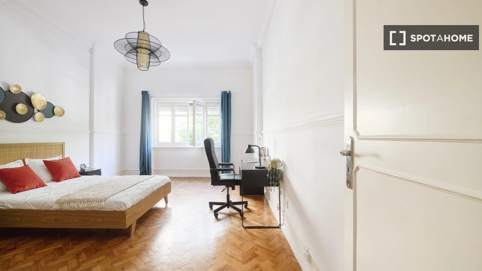 Double room Lisbon, 10 beds — photo 11