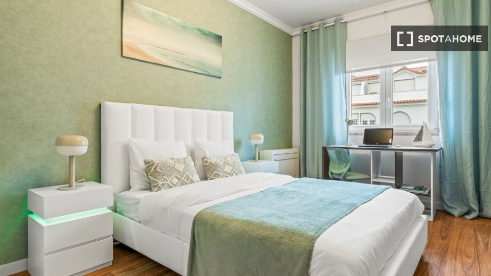 Double room Lisbon, 9 beds — photo 1