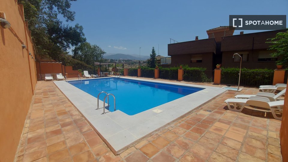 Apartment mono Granada, 100m² — photo 1