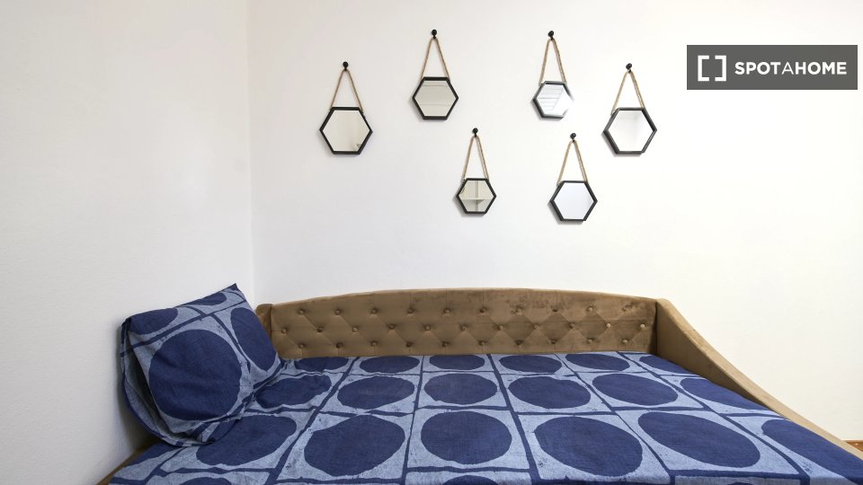 Double room Lisbon, 13 beds — photo 4