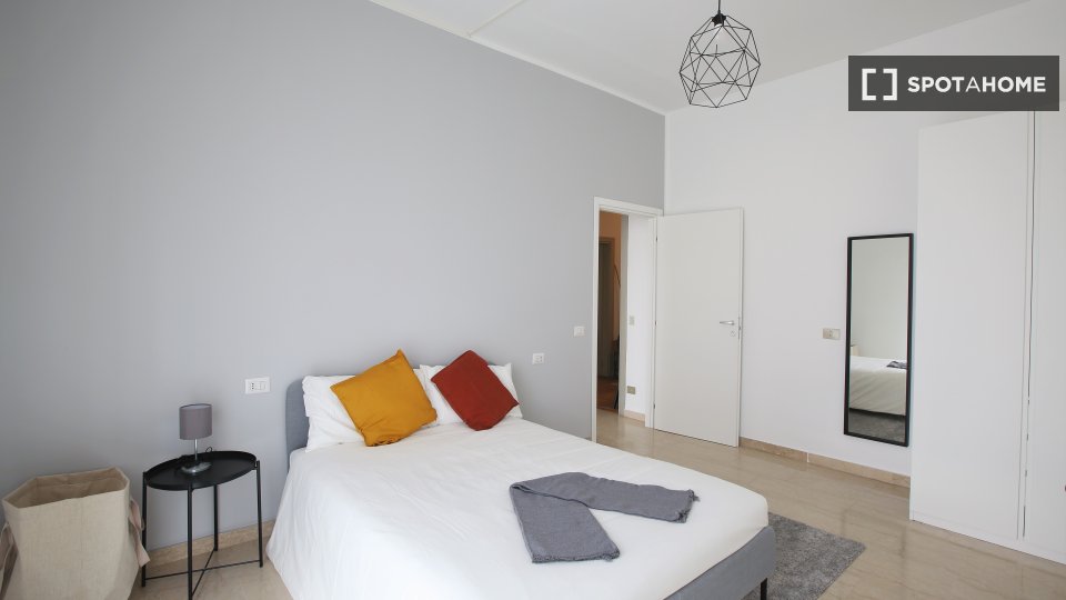 Double room Milan, 7 beds, 180m² — photo 12