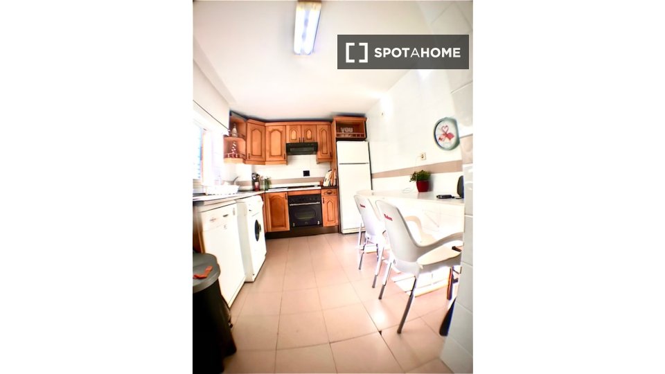 Apartment Madrid, 4 beds — photo 12