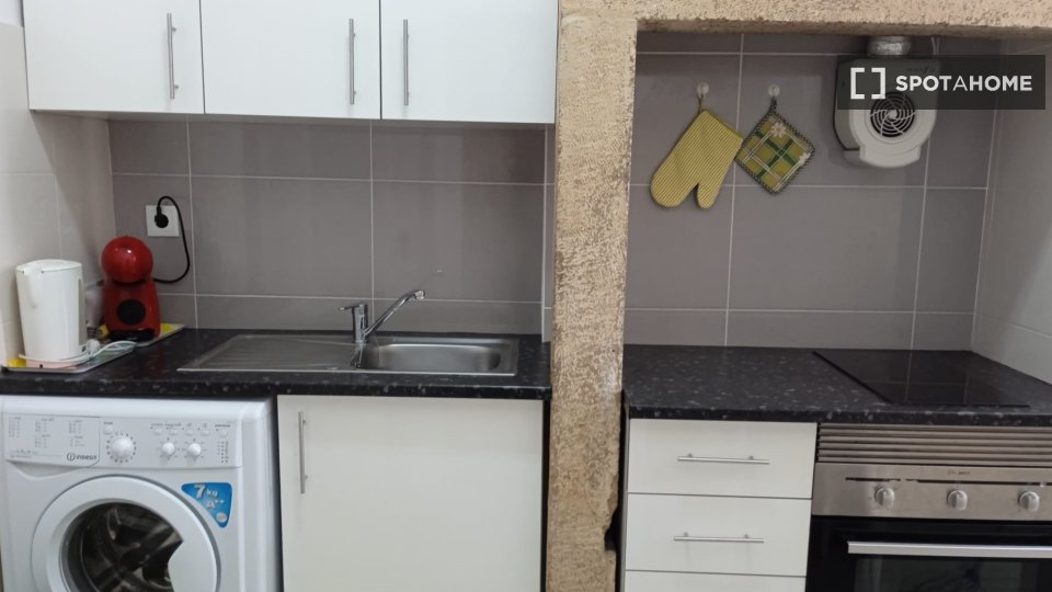 Apartment mono Lisbon, 32m² — photo 1