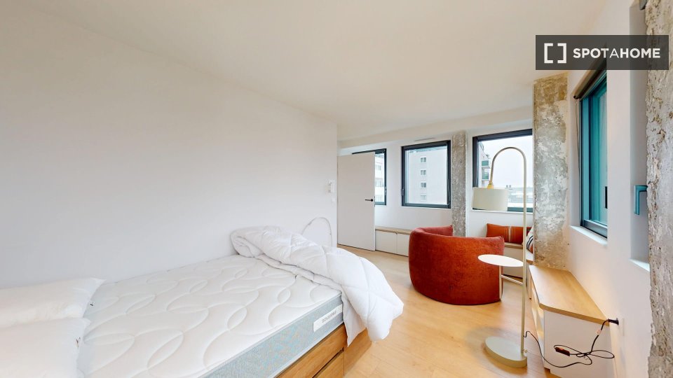 Double room Paris, 12 beds — photo 2