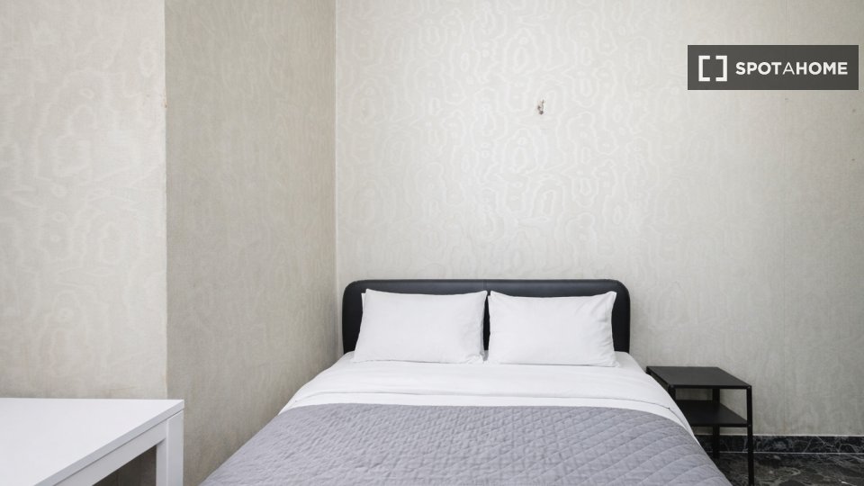 Double room Milan, 10 beds — photo 1