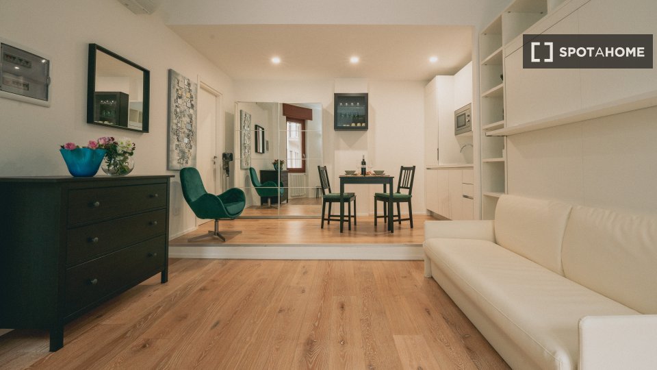 Apartment mono Milan, 35m² — photo 3