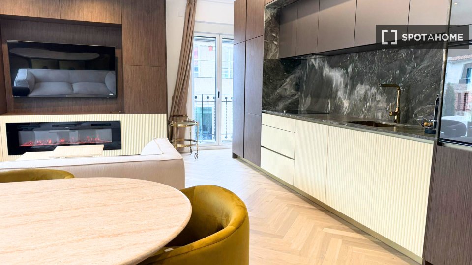 Apartment Madrid, 2 beds, 168m² — photo 7