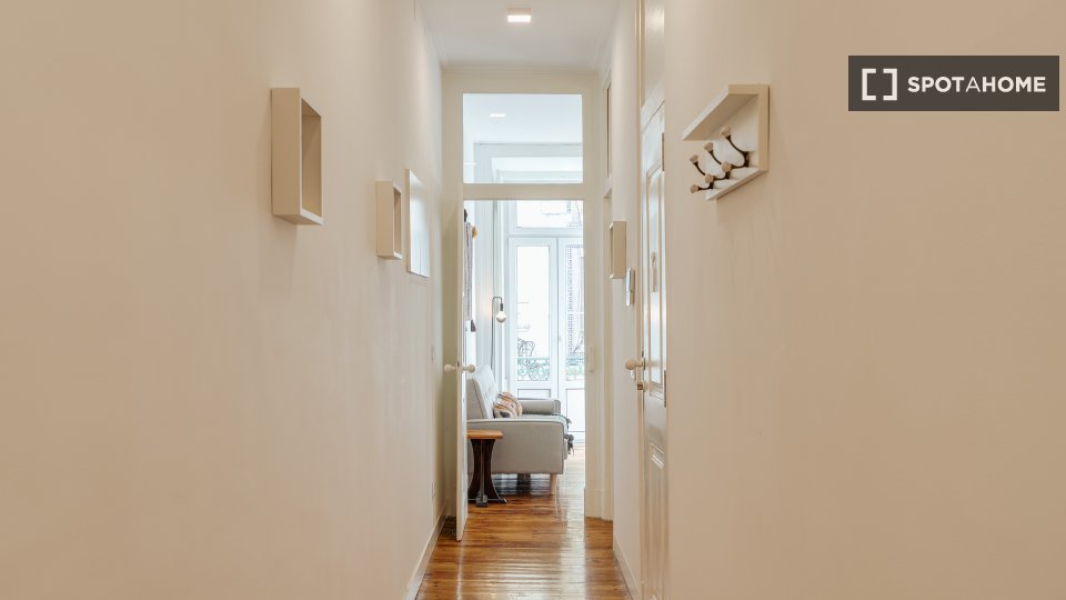 Apartment mono Lisbon, 65m² — photo 36