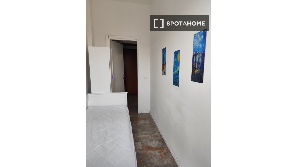 Double room Bologna, 8 beds, 150m² — photo 10