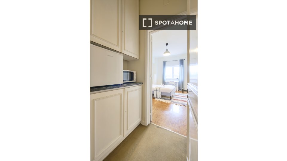 Double room Lisbon, 7 beds — photo 19