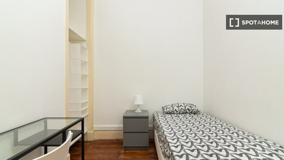 Double room Lisbon, 11 beds — photo 3
