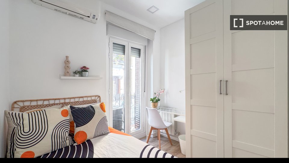 Camera doppia Madrid, 4 camere, 70m² — foto 10