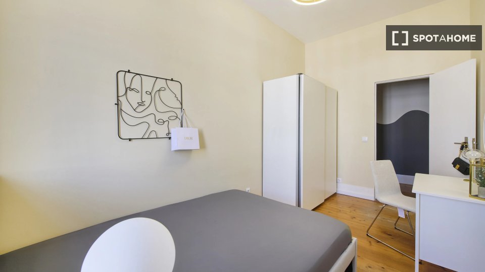 Double room Lisbon, 9 beds — photo 5