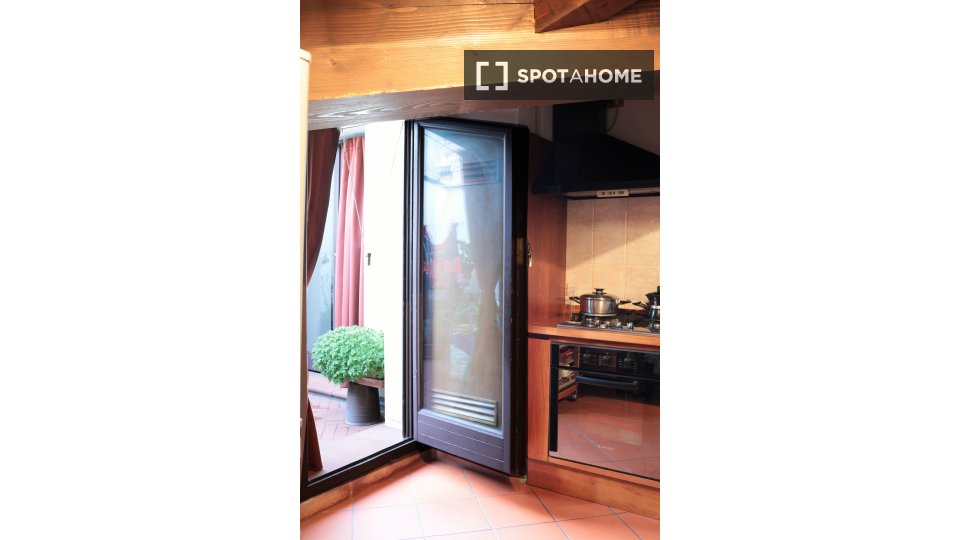 Apartment Bologna, 2 beds, 85m² — photo 1