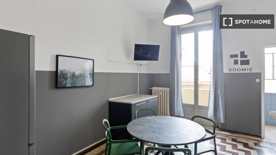 Double room Milan, 2 beds, 84m² — photo 9