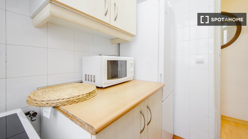 Double room Madrid, 4 beds, 70m² — photo 16