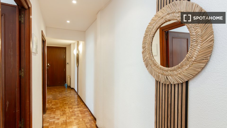 Double room Madrid, 6 beds — photo 30