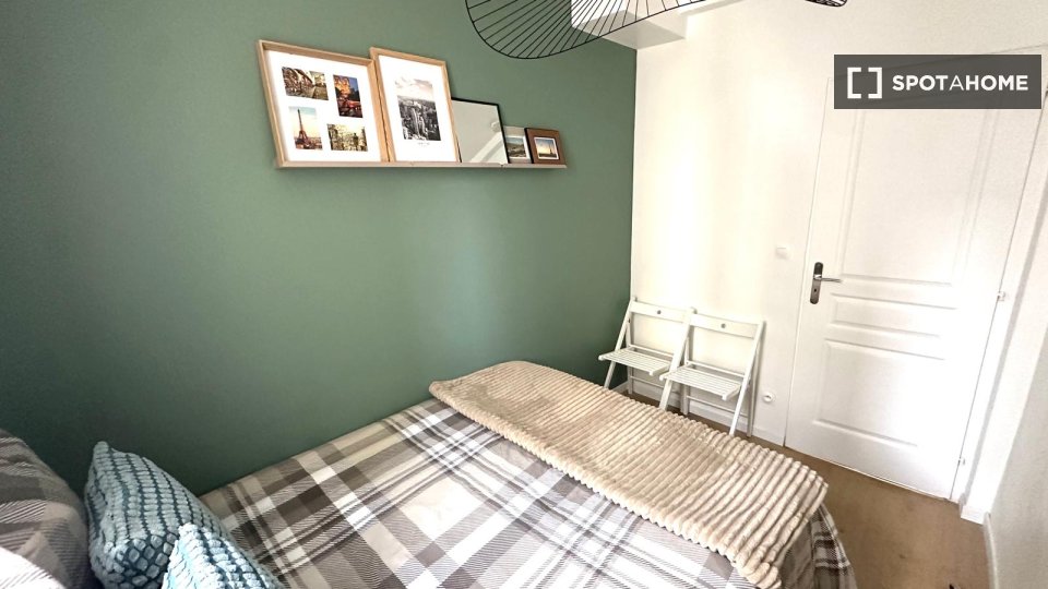 Apartment Paris, 1 bed, 24m² — photo 4
