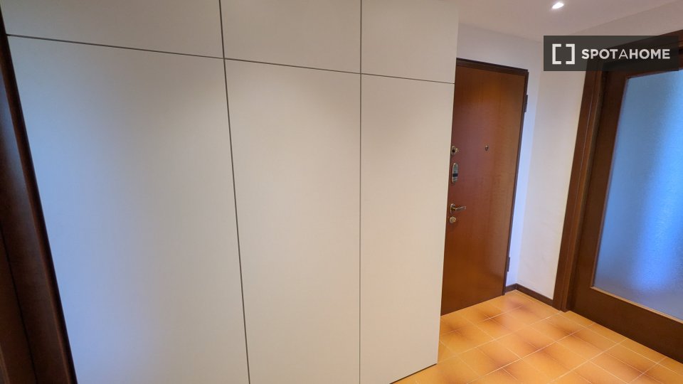 Double room Milan, 2 beds, 70m² — photo 9
