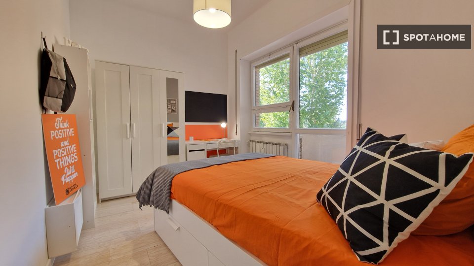 Double room Rome, 5 beds — photo 22