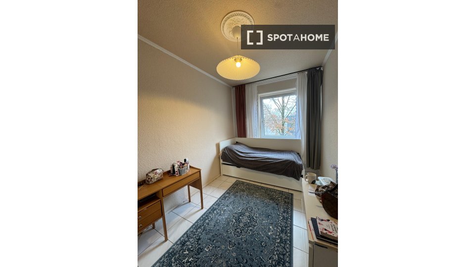 Double room Berlin, 1 bed, 75m² — photo 5