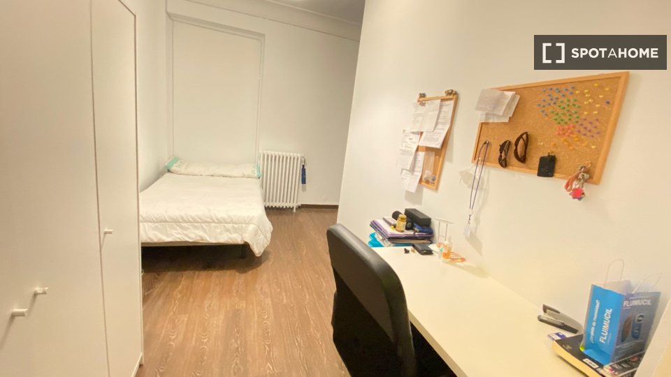 Double room Madrid, 8 beds — photo 18
