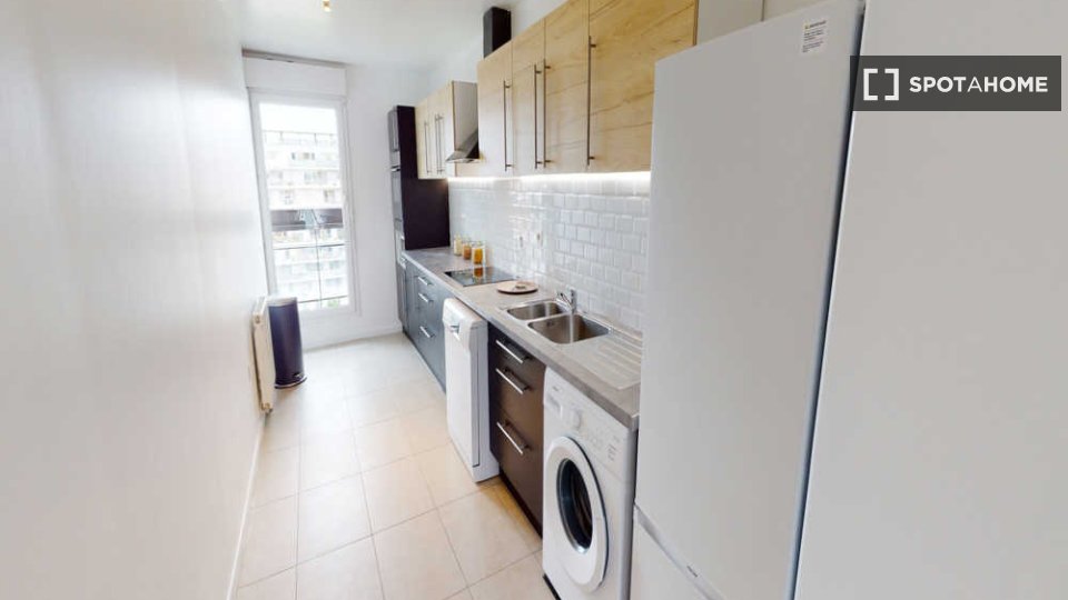 Double room Paris, 6 beds, 140m² — photo 5