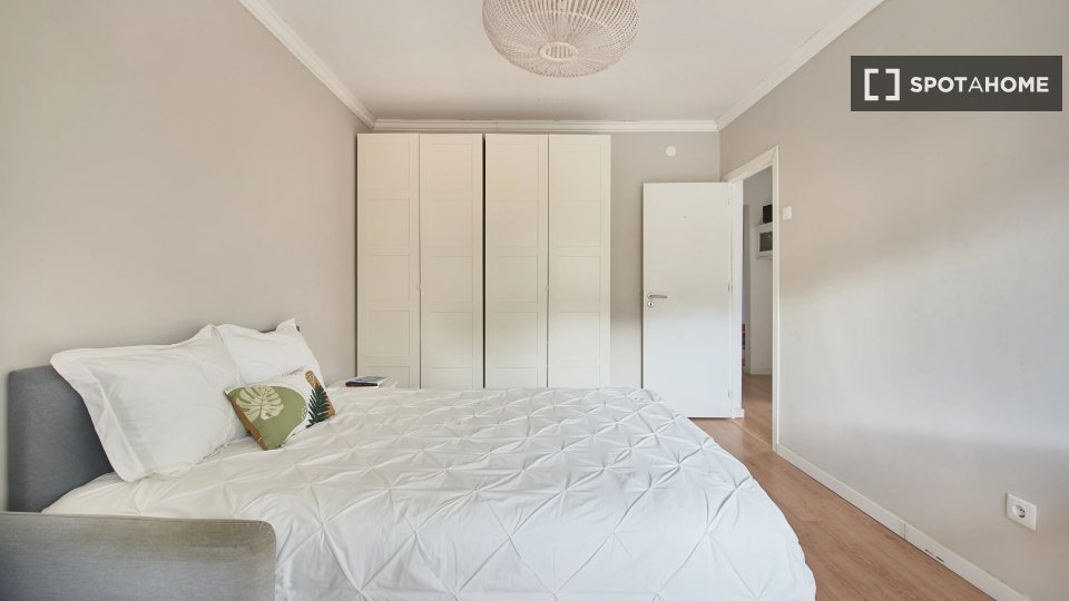 Double room Lisbon, 4 beds — photo 3