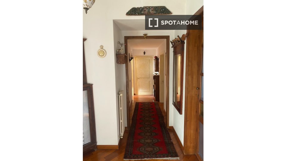 Double room Florence, 3 beds, 115m² — photo 2