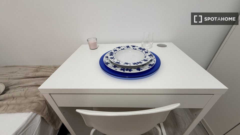 Double room Madrid, 4 beds — photo 13
