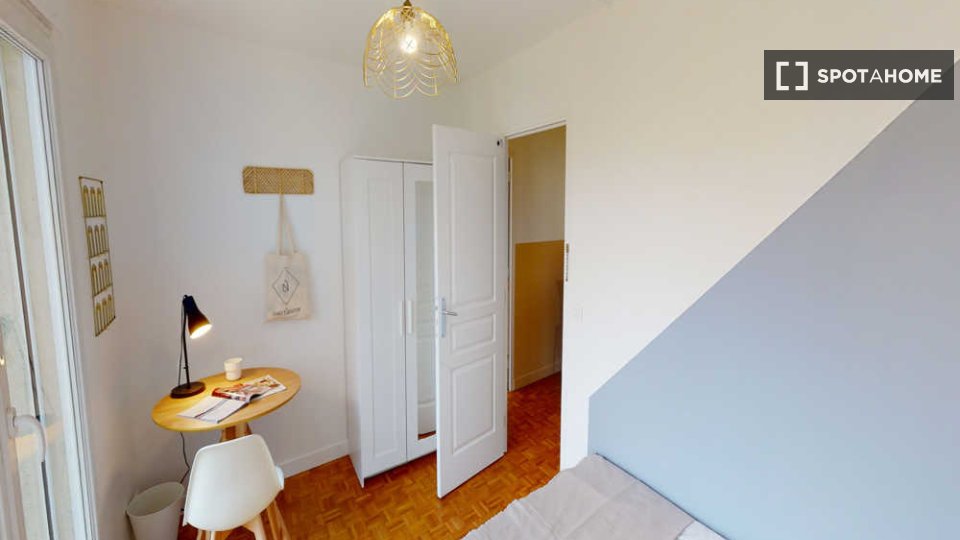Double room Paris, 5 beds, 100m² — photo 9