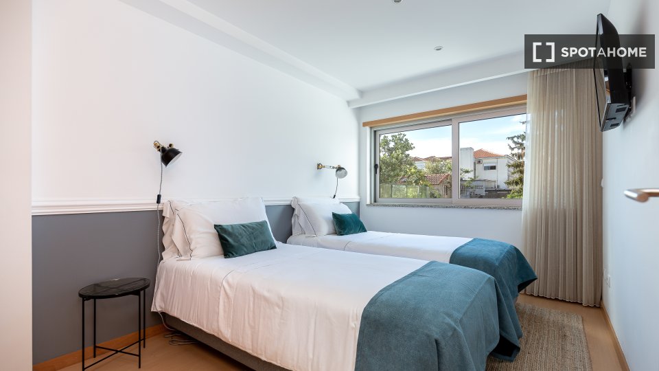 Apartment Porto, 2 beds, 119m² — photo 14